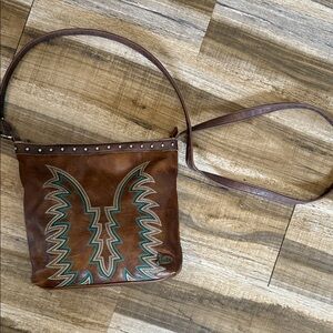 Justin Boots Brown Leather Embroidered Concealed Carry  Shoulder Bag